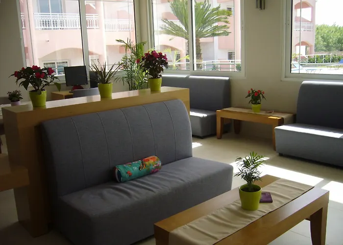 罗德殿玫瑰酒店 3*