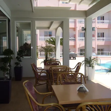 Hotel de apartamente Rhodian Rose