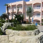 Rhodian Rose 3*