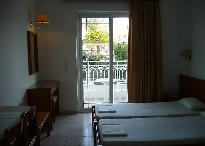 Hotel de apartamente Rhodian Rose 3*